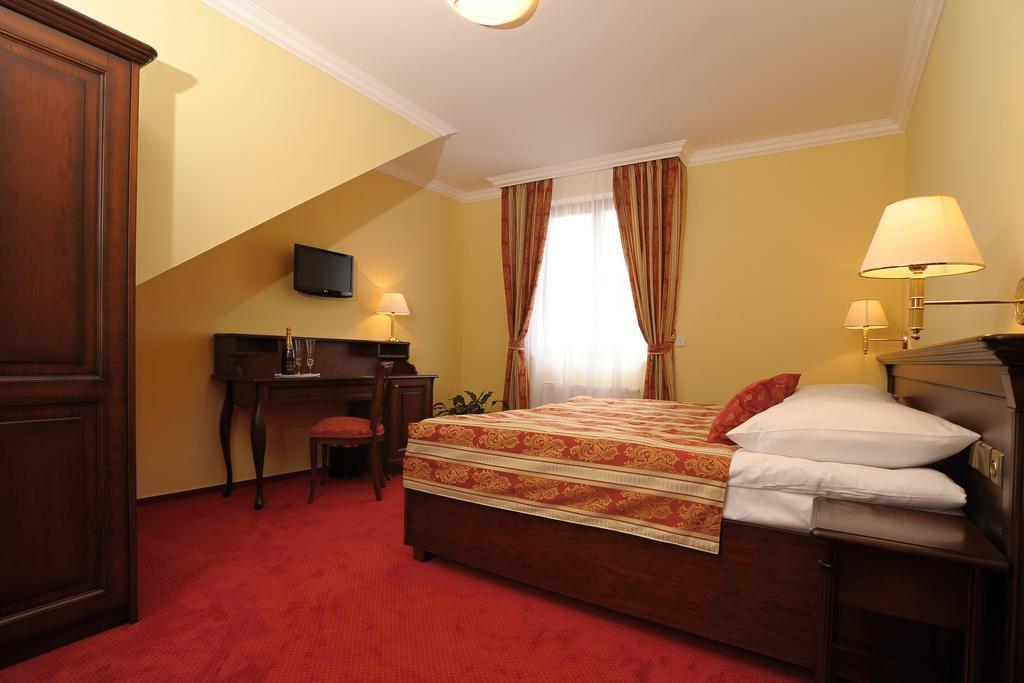 Hotel U Krale Jičín المظهر الخارجي الصورة